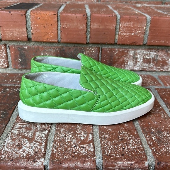SARTO By Franco Sarto 3 Green Leather Quilted Platform Slip-On Sneakers Size 6.5 - Picture 1 of 7